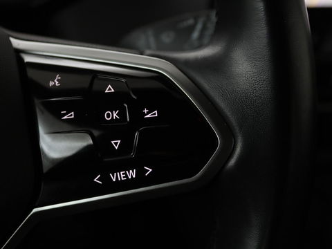 Volkswagen ID.3 Life 58 kWh | Stoel & Stuurverwarming | Adaptive cruise | Carplay | Navigatie | PDC | Climate control | Sfeerverlichting