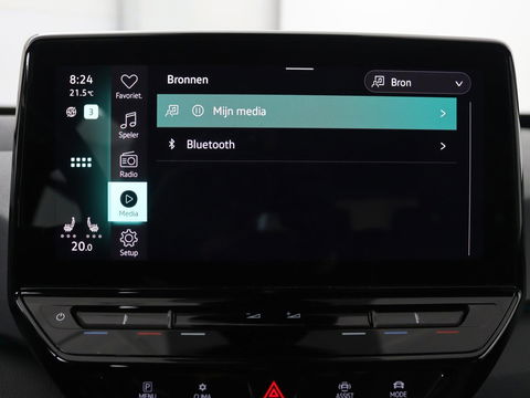 Volkswagen ID.3 Life 58 kWh | Stoel & Stuurverwarming | Adaptive cruise | Carplay | Navigatie | PDC | Climate control | Sfeerverlichting