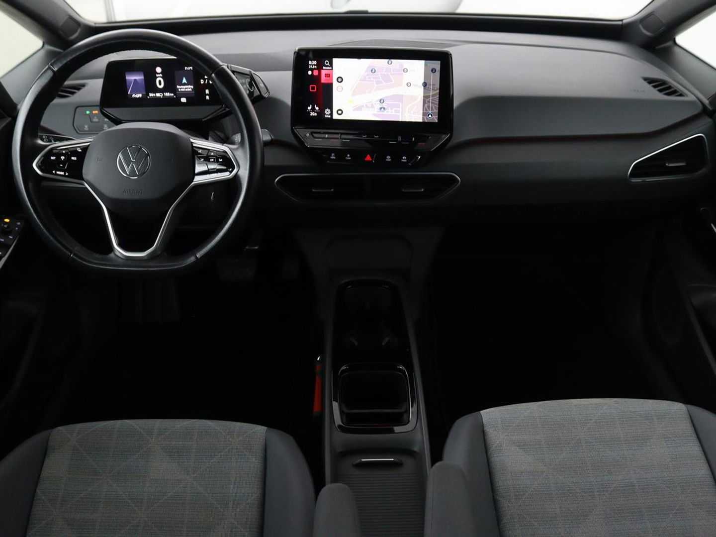 Volkswagen ID.3 Life 58 kWh | Stoel & Stuurverwarming | Adaptive cruise | Carplay | Navigatie | PDC | Climate control | Sfeerverlichting