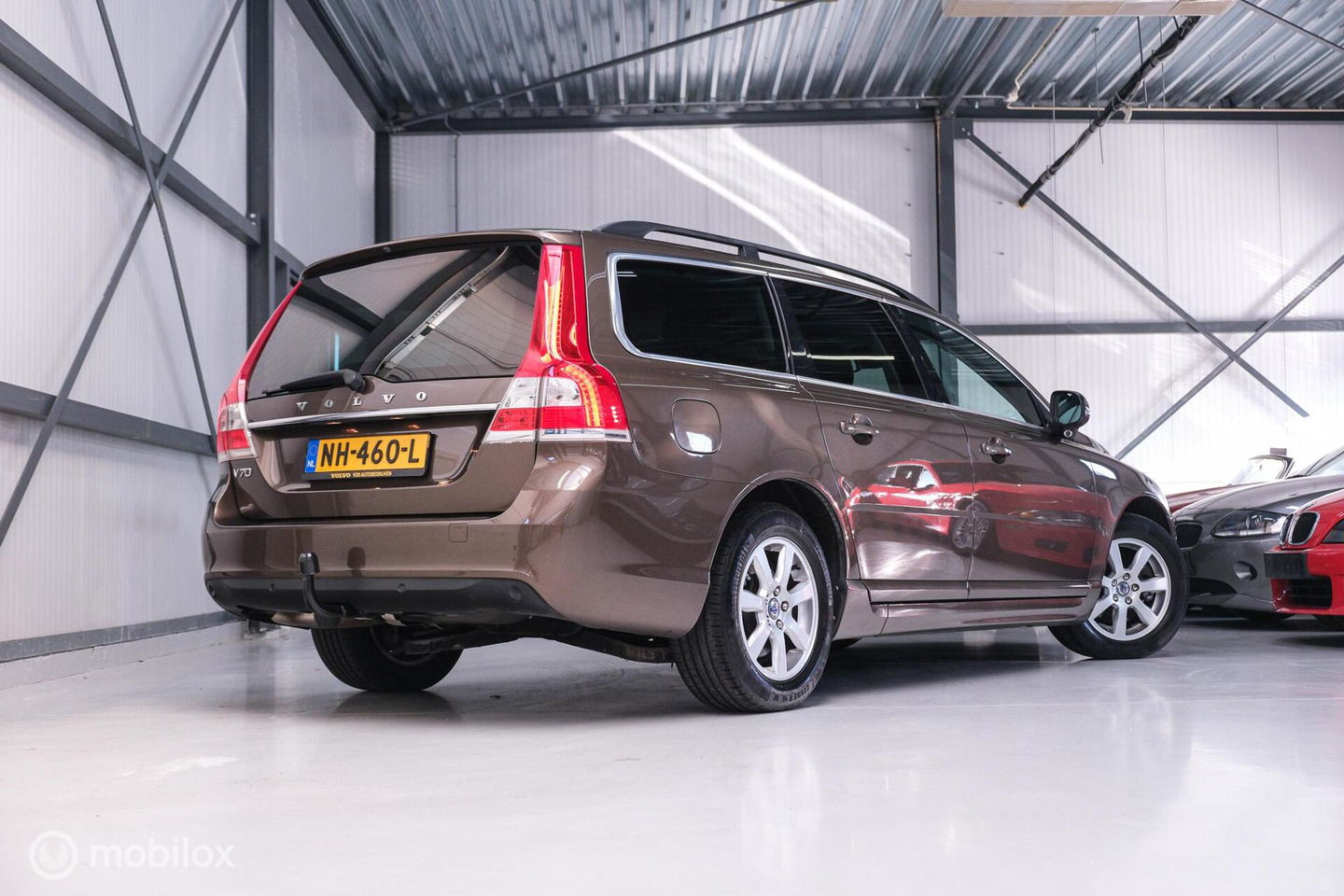 Volvo V70 1.6 T4 Momentum | Schuifdak | trekhaak | nieuwe D-riem | rijklaar | stoelverwarming | navigatie | cruise |