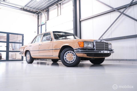 Mercedes-Benz S-Klasse 280 S W116 | uniek | 1e lak | Cruise control | schuifdak | verzamelaarsconditie |