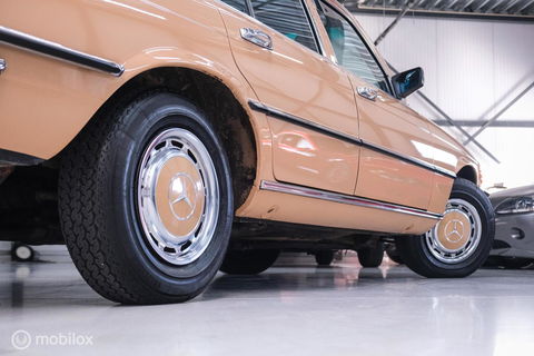 Mercedes-Benz S-Klasse 280 S W116 | uniek | 1e lak | Cruise control | schuifdak | verzamelaarsconditie |