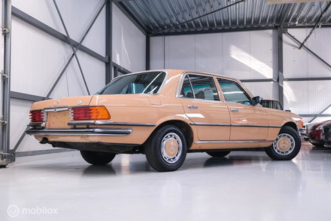 Mercedes-Benz S-Klasse 280 S W116 | uniek | 1e lak | Cruise control | schuifdak | verzamelaarsconditie |
