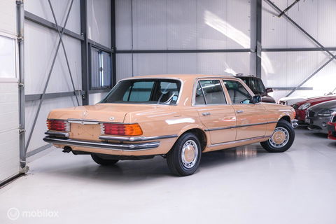 Mercedes-Benz S-Klasse 280 S W116 | uniek | 1e lak | Cruise control | schuifdak | verzamelaarsconditie |
