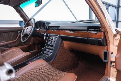 Mercedes-Benz S-Klasse 280 S W116 | uniek | 1e lak | Cruise control | schuifdak | verzamelaarsconditie |