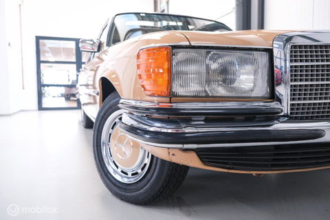 Mercedes-Benz S-Klasse 280 S W116 | uniek | 1e lak | Cruise control | schuifdak | verzamelaarsconditie |
