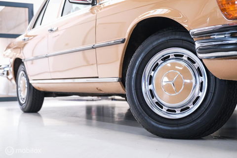 Mercedes-Benz S-Klasse 280 S W116 | uniek | 1e lak | Cruise control | schuifdak | verzamelaarsconditie |
