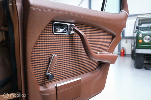Mercedes-Benz S-Klasse 280 S W116 | uniek | 1e lak | Cruise control | schuifdak | verzamelaarsconditie |