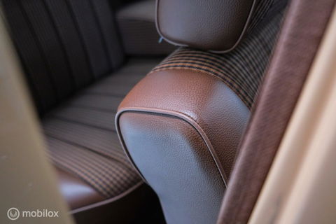Mercedes-Benz S-Klasse 280 S W116 | uniek | 1e lak | Cruise control | schuifdak | verzamelaarsconditie |