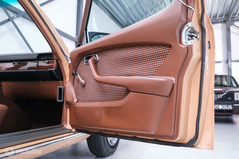 Mercedes-Benz S-Klasse 280 S W116 | uniek | 1e lak | Cruise control | schuifdak | verzamelaarsconditie |