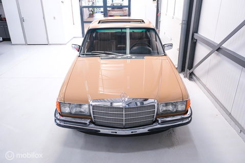 Mercedes-Benz S-Klasse 280 S W116 | uniek | 1e lak | Cruise control | schuifdak | verzamelaarsconditie |