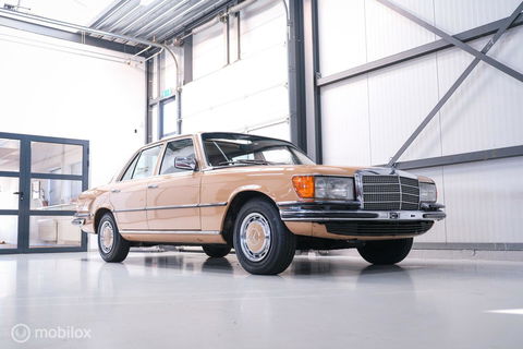 Mercedes-Benz S-Klasse 280 S W116 | uniek | 1e lak | Cruise control | schuifdak | verzamelaarsconditie |