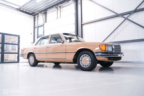 Mercedes-Benz S-Klasse 280 S W116 | uniek | 1e lak | Cruise control | schuifdak | verzamelaarsconditie |