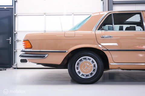 Mercedes-Benz S-Klasse 280 S W116 | uniek | 1e lak | Cruise control | schuifdak | verzamelaarsconditie |