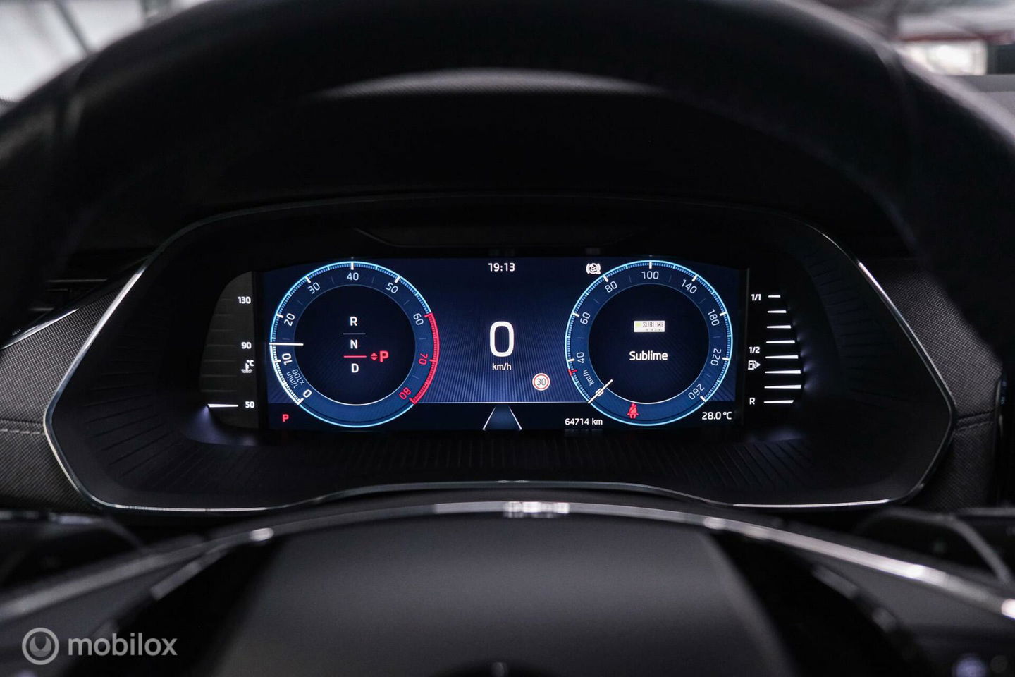 Škoda Octavia Combi 1.5 e-TSI Business Edition Plus | Racing Blue | Trekhaak | Virtual cockpit | LED | rijklaarprijs |
