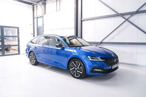 Škoda Octavia Combi 1.5 e-TSI Business Edition Plus | Racing Blue | Trekhaak | Virtual cockpit | LED | rijklaarprijs |