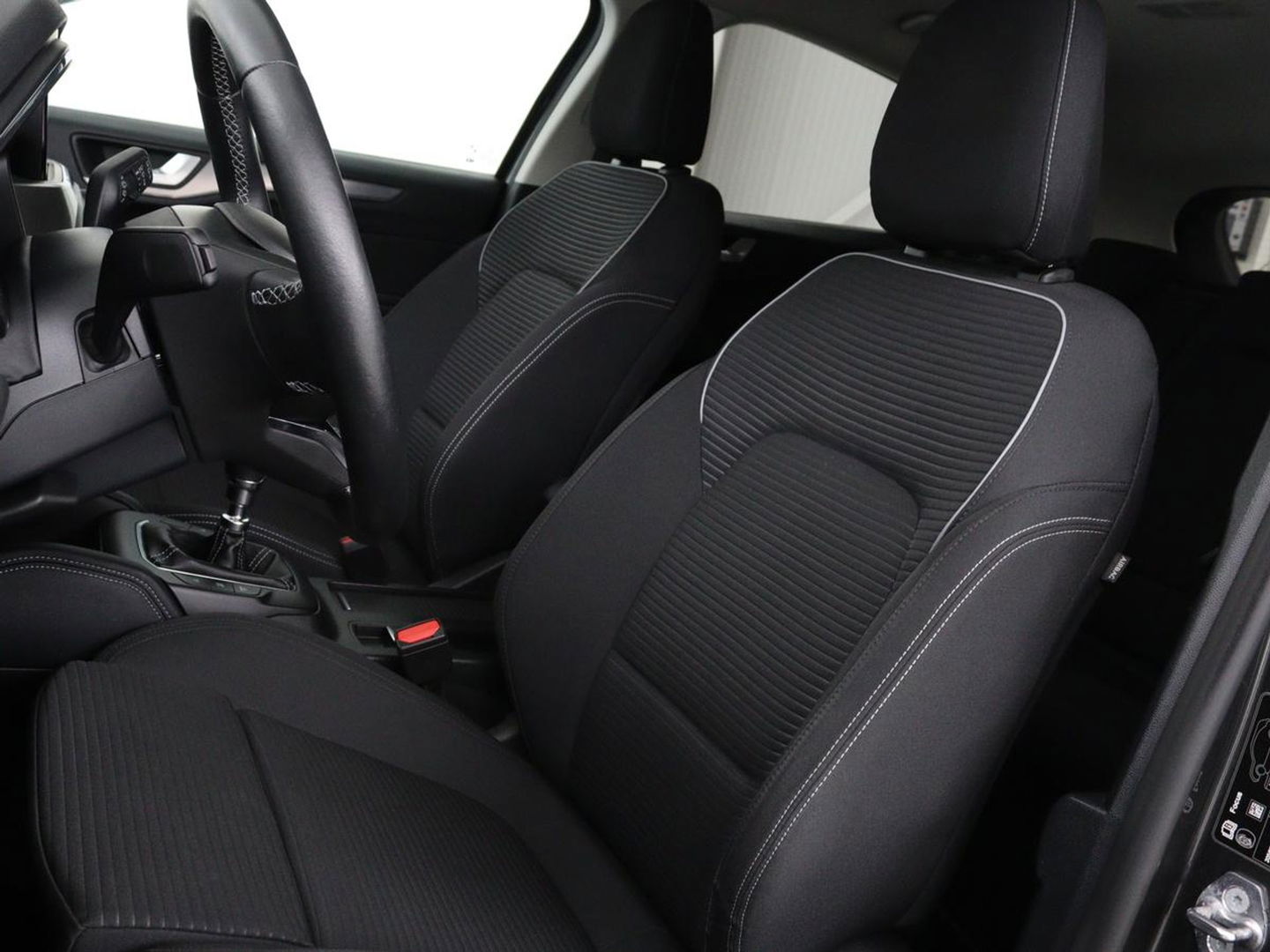 Ford Focus 1.0 EcoBoost Hybrid Titanium X Business | Stoel & Stuurverwarming | B&O | Camera | Carplay | Climate control | Adaptive cruise