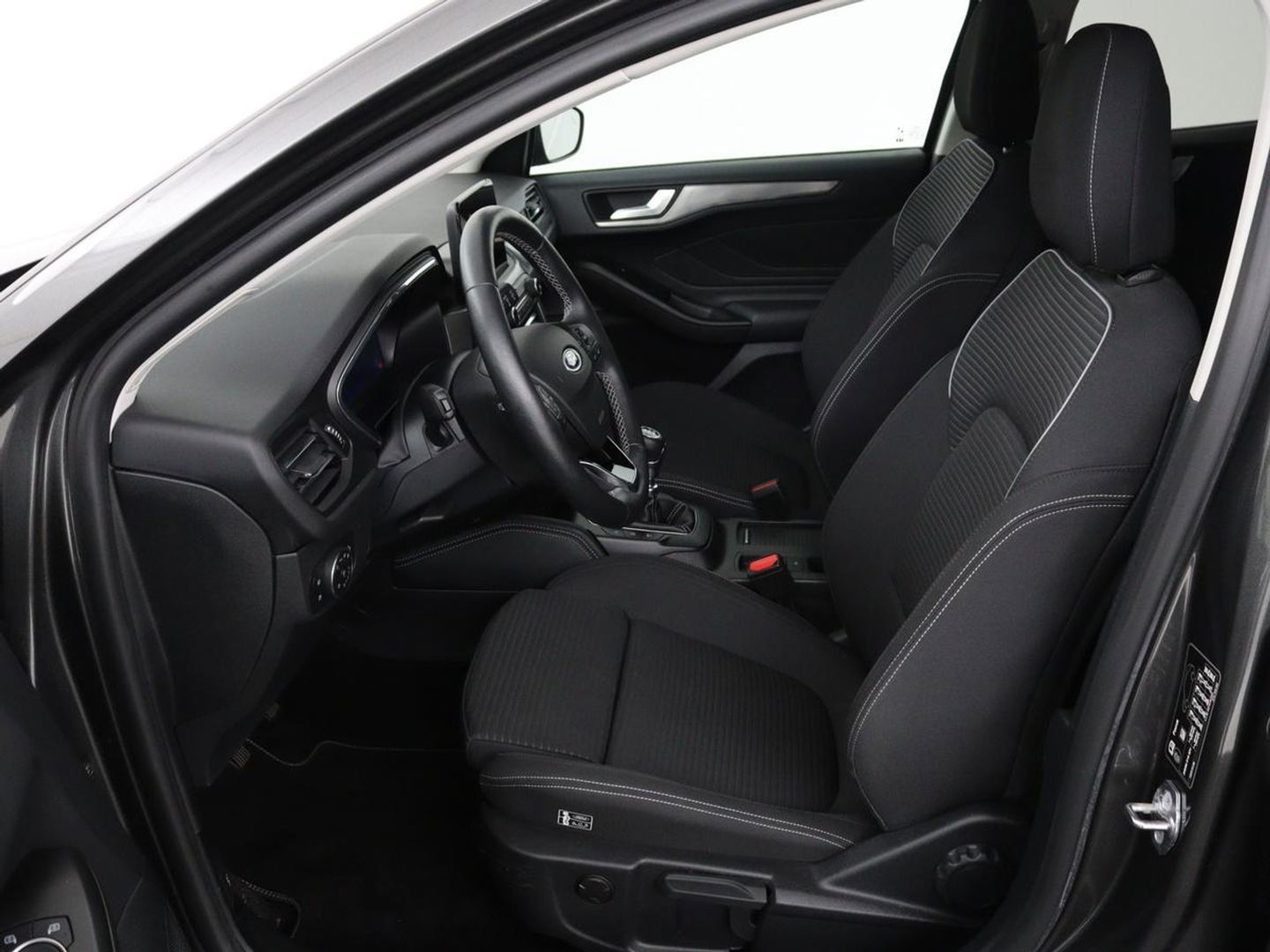 Ford Focus 1.0 EcoBoost Hybrid Titanium X Business | Stoel & Stuurverwarming | B&O | Camera | Carplay | Climate control | Adaptive cruise