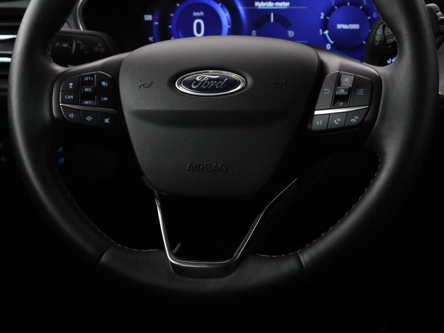 Ford Focus 1.0 EcoBoost Hybrid Titanium X Business | Stoel & Stuurverwarming | B&O | Camera | Carplay | Climate control | Adaptive cruise
