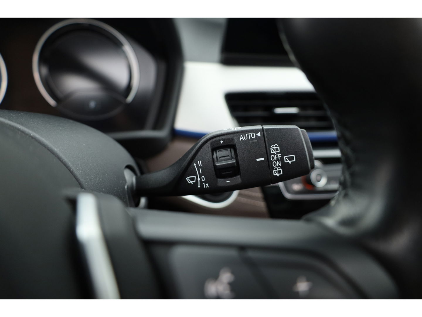 BMW X1 xDrive25e M Sport | Pano | HUD | Leder | Camera | Keyless | Navi | Stoelverw. | Apple CarPlay