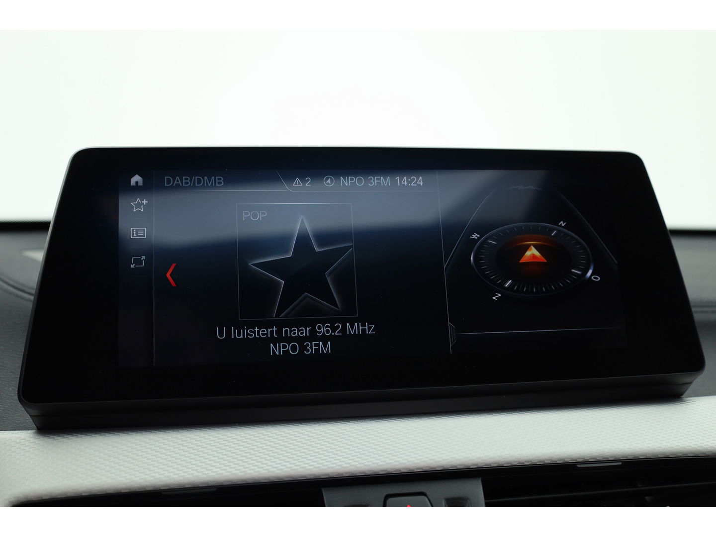 BMW X1 xDrive25e M Sport | Pano | HUD | Leder | Camera | Keyless | Navi | Stoelverw. | Apple CarPlay