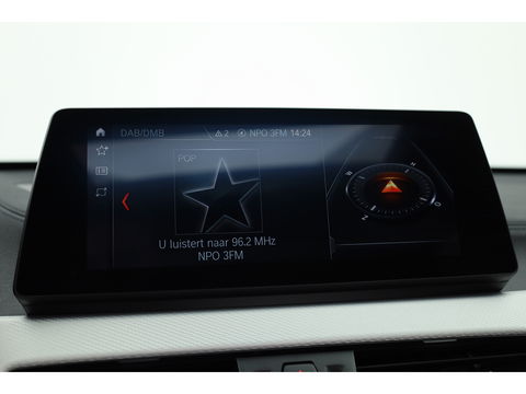BMW X1 xDrive25e M Sport | Pano | HUD | Leder | Camera | Keyless | Navi | Stoelverw. | Apple CarPlay