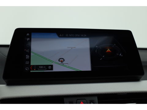 BMW X1 xDrive25e M Sport | Pano | HUD | Leder | Camera | Keyless | Navi | Stoelverw. | Apple CarPlay