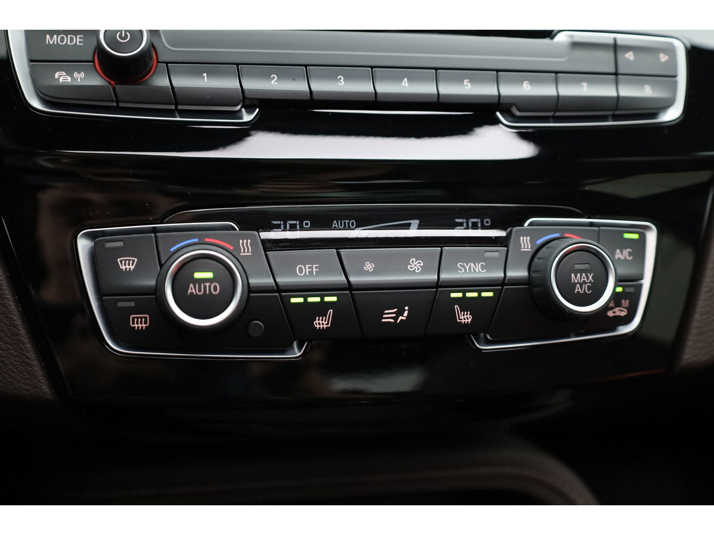BMW X1 xDrive25e M Sport | Pano | HUD | Leder | Camera | Keyless | Navi | Stoelverw. | Apple CarPlay