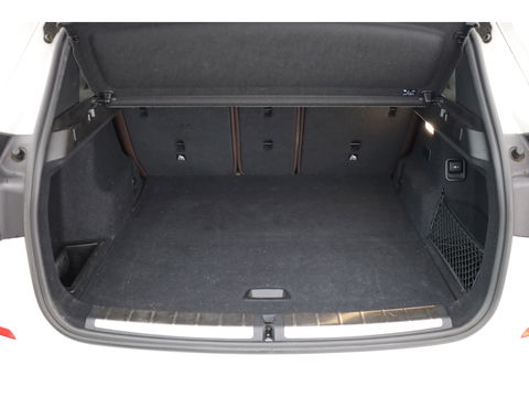 BMW X1 xDrive25e M Sport | Pano | HUD | Leder | Camera | Keyless | Navi | Stoelverw. | Apple CarPlay