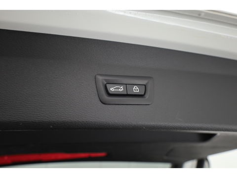 BMW X1 xDrive25e M Sport | Pano | HUD | Leder | Camera | Keyless | Navi | Stoelverw. | Apple CarPlay
