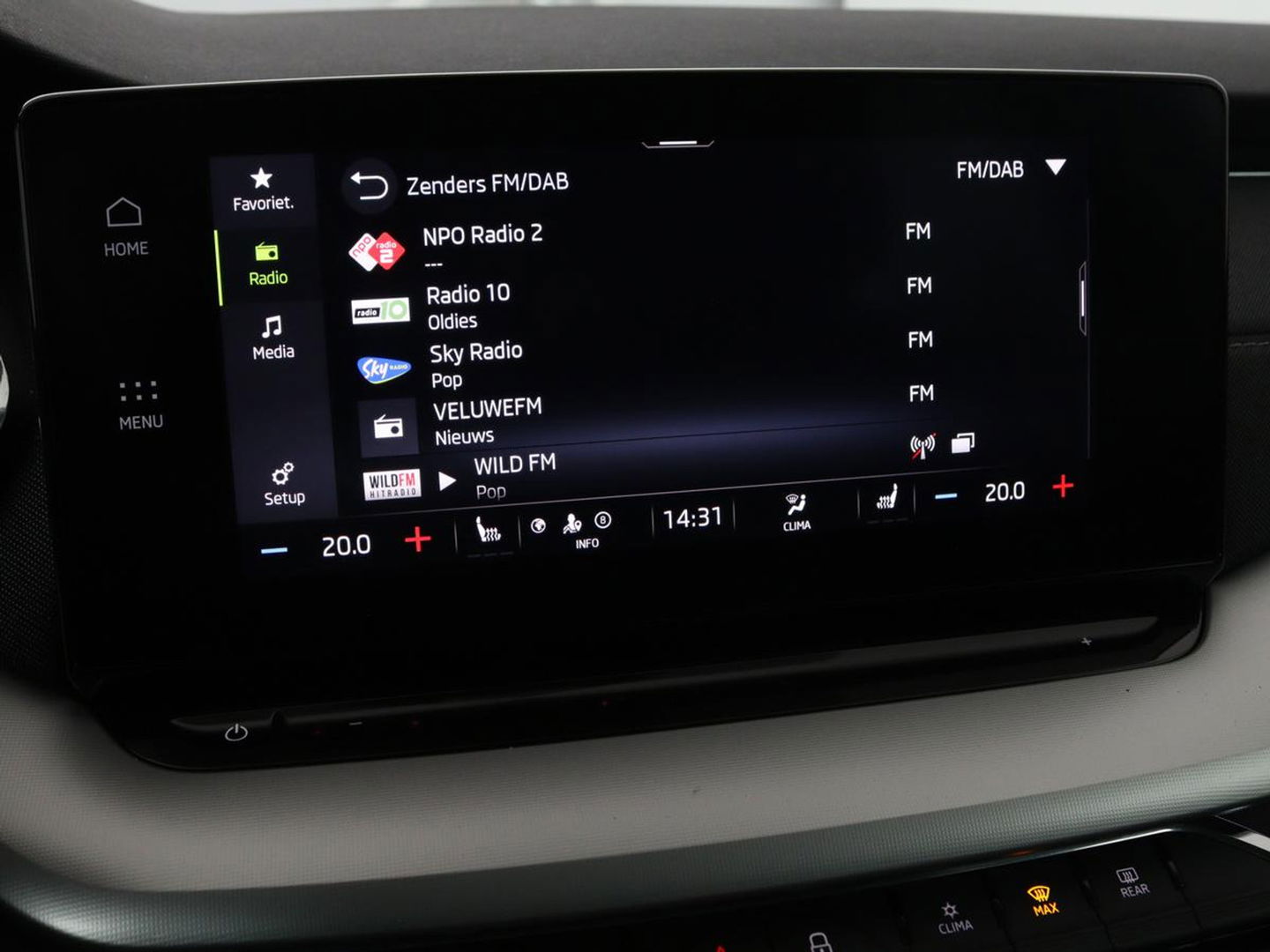 Škoda Octavia 1.0 e-TSI Bns Edition Plus | Memory | Stoelverwarming | Trekhaak | Elektrische achterklep | Head-up | Adaptive cruise control