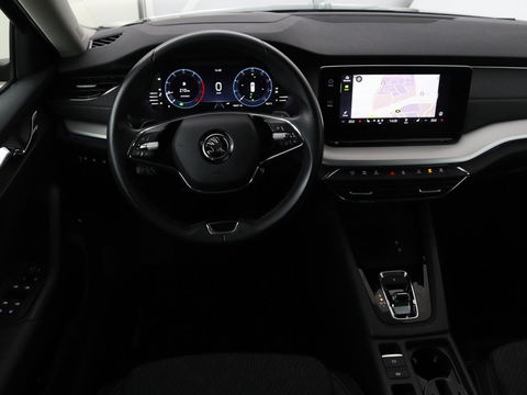 Škoda Octavia 1.0 e-TSI Bns Edition Plus | Memory | Stoelverwarming | Trekhaak | Elektrische achterklep | Head-up | Adaptive cruise control