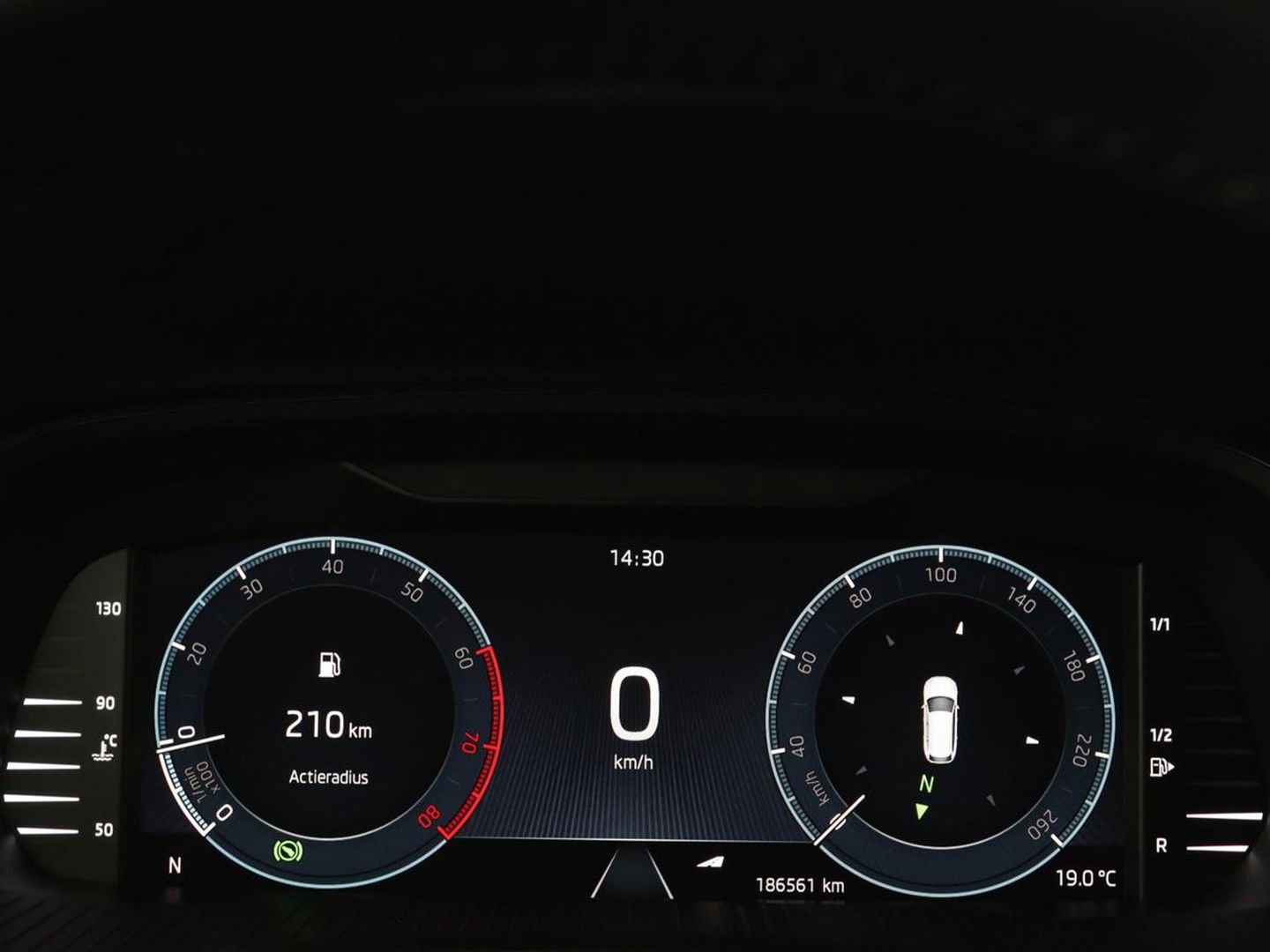 Škoda Octavia 1.0 e-TSI Bns Edition Plus | Memory | Stoelverwarming | Trekhaak | Elektrische achterklep | Head-up | Adaptive cruise control