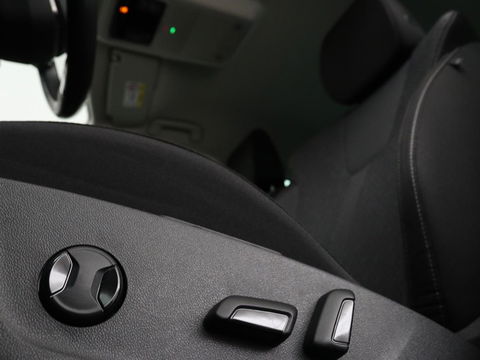 Škoda Octavia 1.0 e-TSI Bns Edition Plus | Memory | Stoelverwarming | Trekhaak | Elektrische achterklep | Head-up | Adaptive cruise control