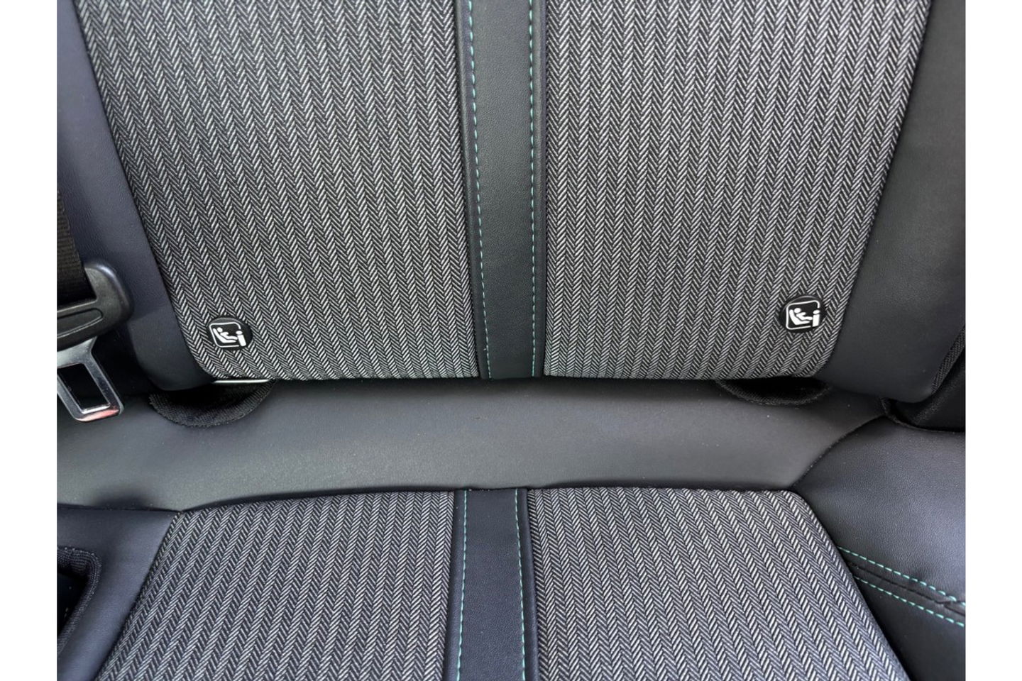 Peugeot 3008 1.6 HYBRID ALLURE P.BNS NAVI LMV AIRCO PDC CAMERA