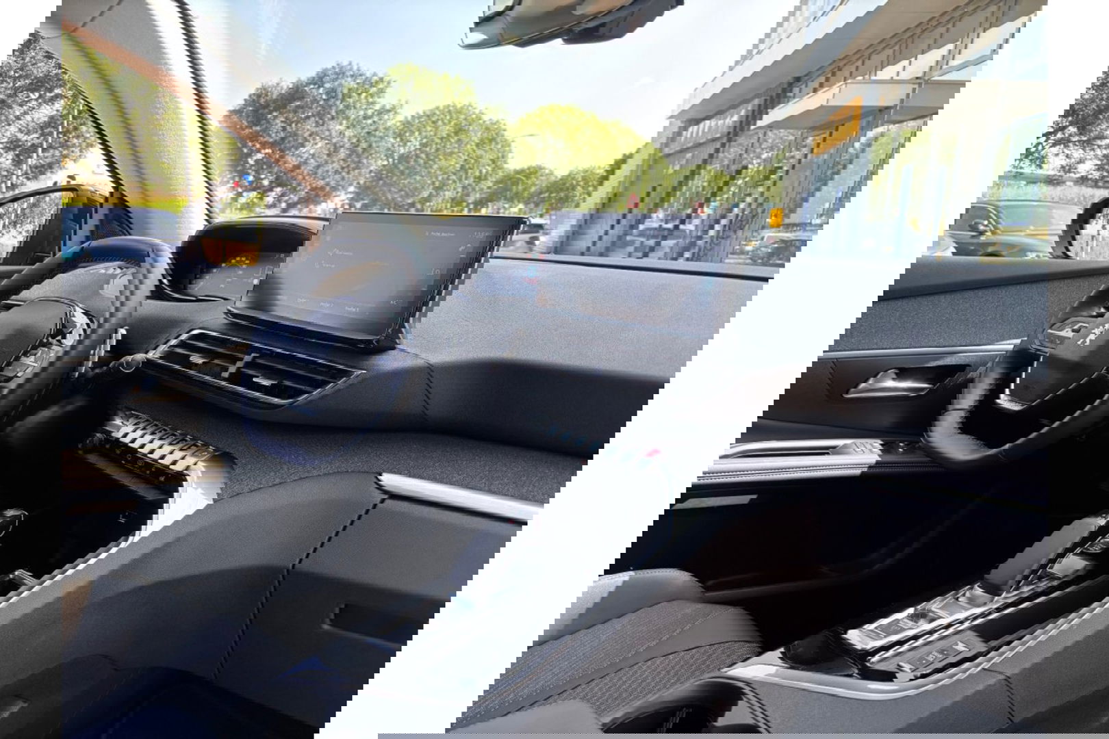 Peugeot 3008 1.6 HYBRID PHEV ALLURE P.BNS NAVI LMV AIRCO PDC CAMERA