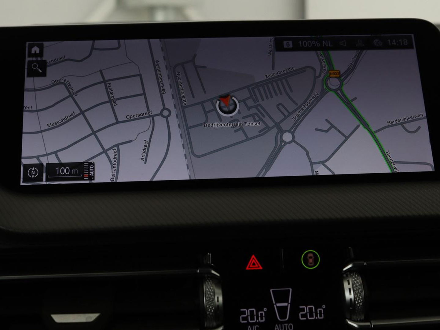 BMW 1-serie 118i Intro Ed. | Carplay | Full LED | Sportstoelen | Navigatie | Climate control | Bleutooth | PDC | Trekhaak | Sfeerverlichting