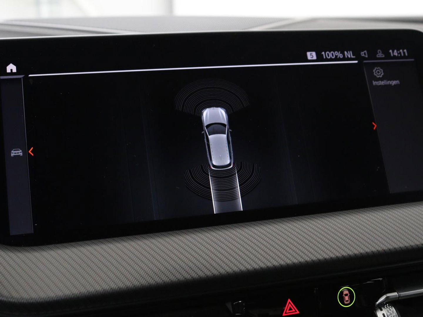 BMW 1-serie 118i Intro Ed. | Carplay | Full LED | Sportstoelen | Navigatie | Climate control | Bleutooth | PDC | Trekhaak | Sfeerverlichting