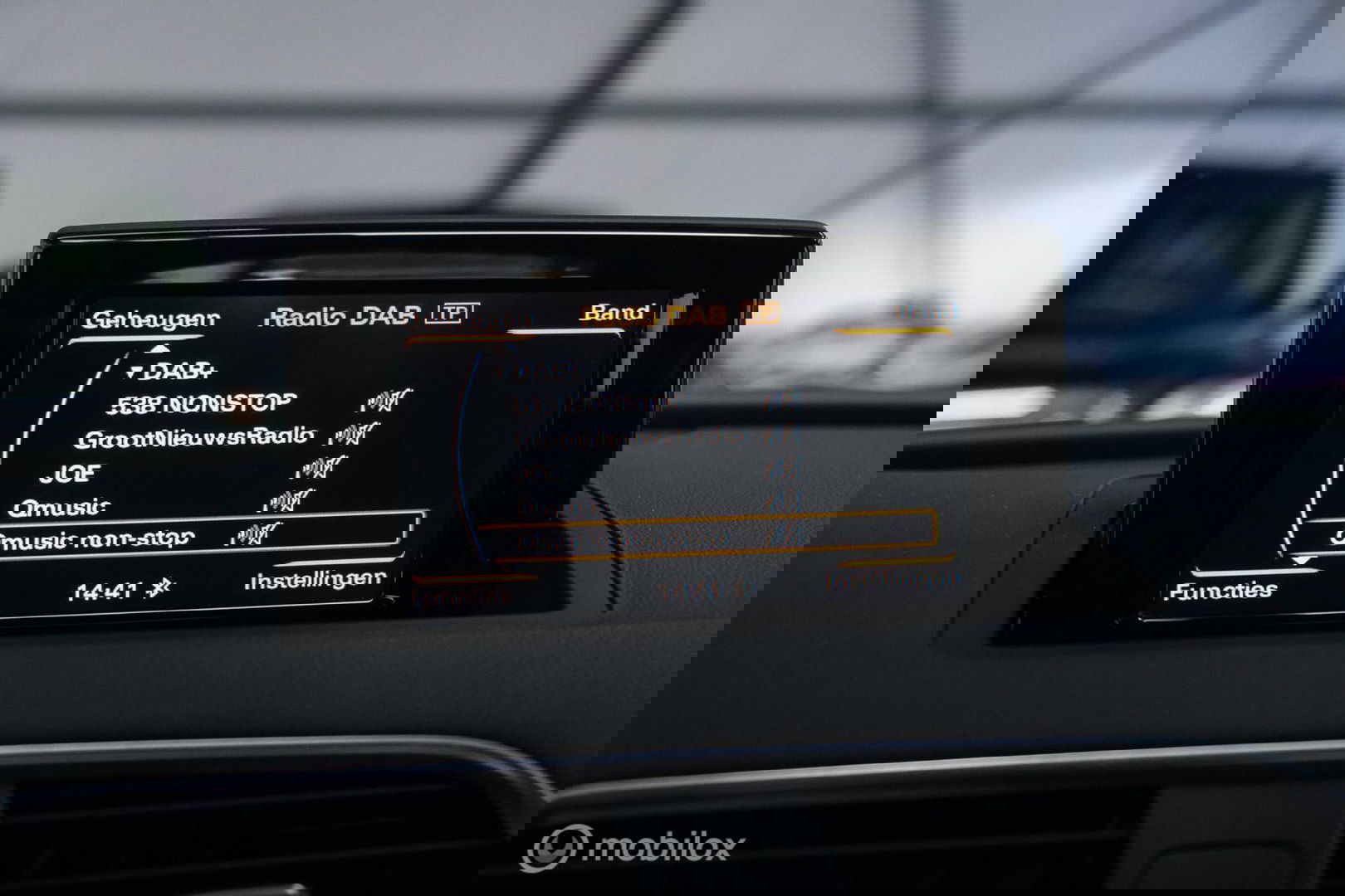 Audi Q3 1.4 TFSI CoD Design Pro Line Plus | LED | S tronic | Lage km stand | Rijklaarprijs |
