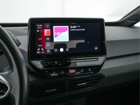 Volkswagen ID.3 First 58 kWh (INCL-BTW) *ADAPTIVE-CRUISE | FULL-LED | NAVI-FULLMAP | DIGI-COCKPIT | HEATED-COMFORT-SEATS | DAB+ | AMBIENT-LIGHT | MICROFIBRE | ECC | IQ-DRIVE | PDC | 18''ALU *