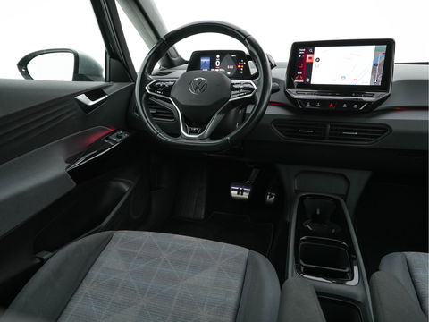 Volkswagen ID.3 First 58 kWh (INCL-BTW) *ADAPTIVE-CRUISE | FULL-LED | NAVI-FULLMAP | DIGI-COCKPIT | HEATED-COMFORT-SEATS | DAB+ | AMBIENT-LIGHT | MICROFIBRE | ECC | IQ-DRIVE | PDC | 18''ALU *