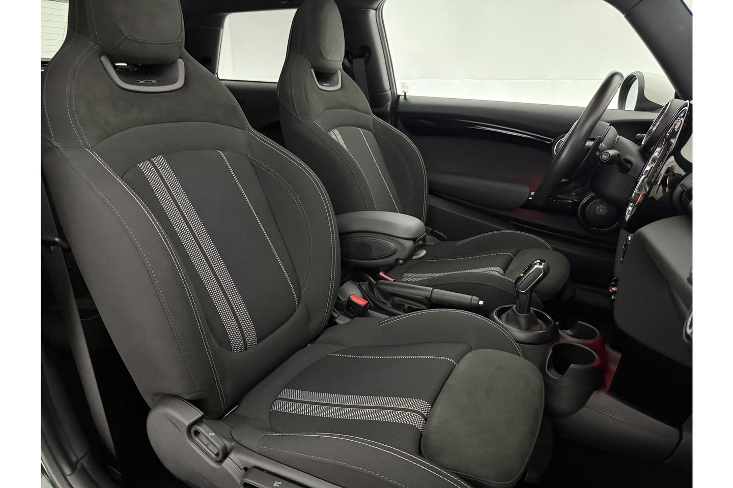 MINI Cooper S 2.0 Cooper S Knightsbridge Edition 192PK Harman/Kardon Pano Sfeer LED Clima Cruise Navi PDC 17"LMV