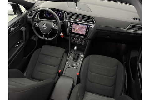 Volkswagen Tiguan 1.5 TSI 150PK ACT R-Line Pano LED Virtual Clima Cruise Carplay Navi PDC 19"LMV