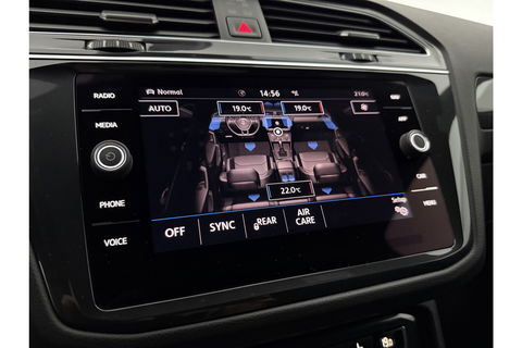 Volkswagen Tiguan 1.5 TSI 150PK ACT R-Line Pano LED Virtual Clima Cruise Carplay Navi PDC 19"LMV