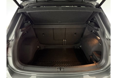 Volkswagen Tiguan 1.5 TSI 150PK ACT R-Line Pano LED Virtual Clima Cruise Carplay Navi PDC 19"LMV