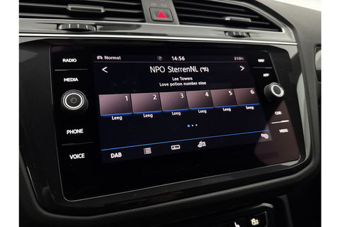 Volkswagen Tiguan 1.5 TSI 150PK ACT R-Line Pano LED Virtual Clima Cruise Carplay Navi PDC 19"LMV