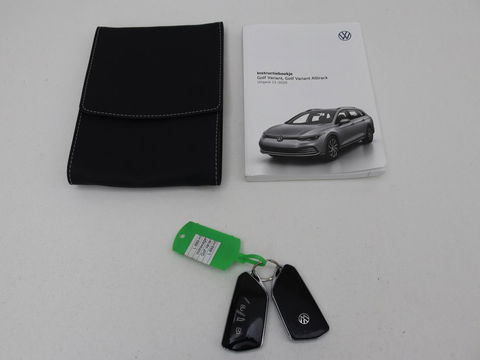 Volkswagen GOLF Variant 1.0 TSI Life Business | Stoel & Stuurverwarming | Memory | Carplay | Adaptive cruise | Sfeerverlichting | PDC