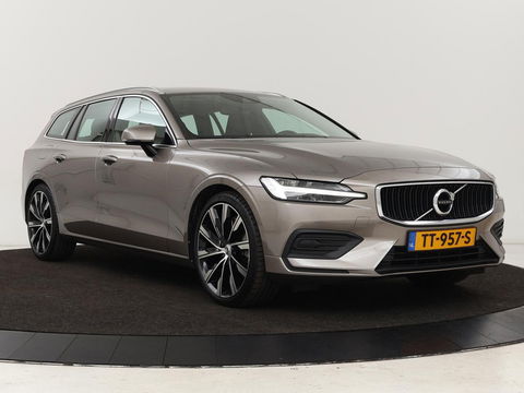Volvo V60 2.0 T5 Momentum | Leder | Trekhaak | Stoelverwarming | LMV 20 inch | Harman/Kardon | Adaptive cruise | DAB+