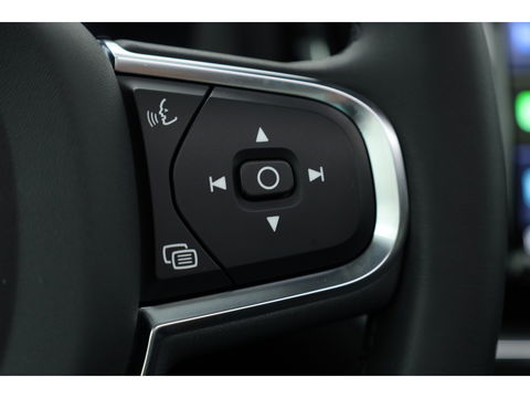 Volvo XC60 T6 Recharge Core | Pano | Pilot Assist | Camera | Stoel- Stuurverw. | Google info.