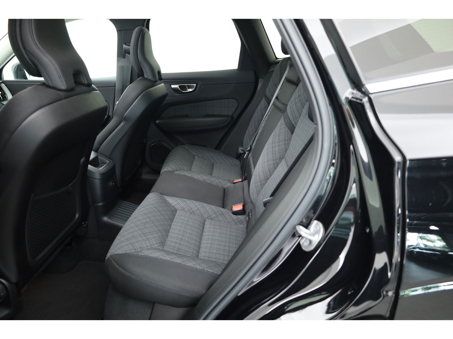 Volvo XC60 T6 Recharge Core | Pano | Pilot Assist | Camera | Stoel- Stuurverw. | Google info.